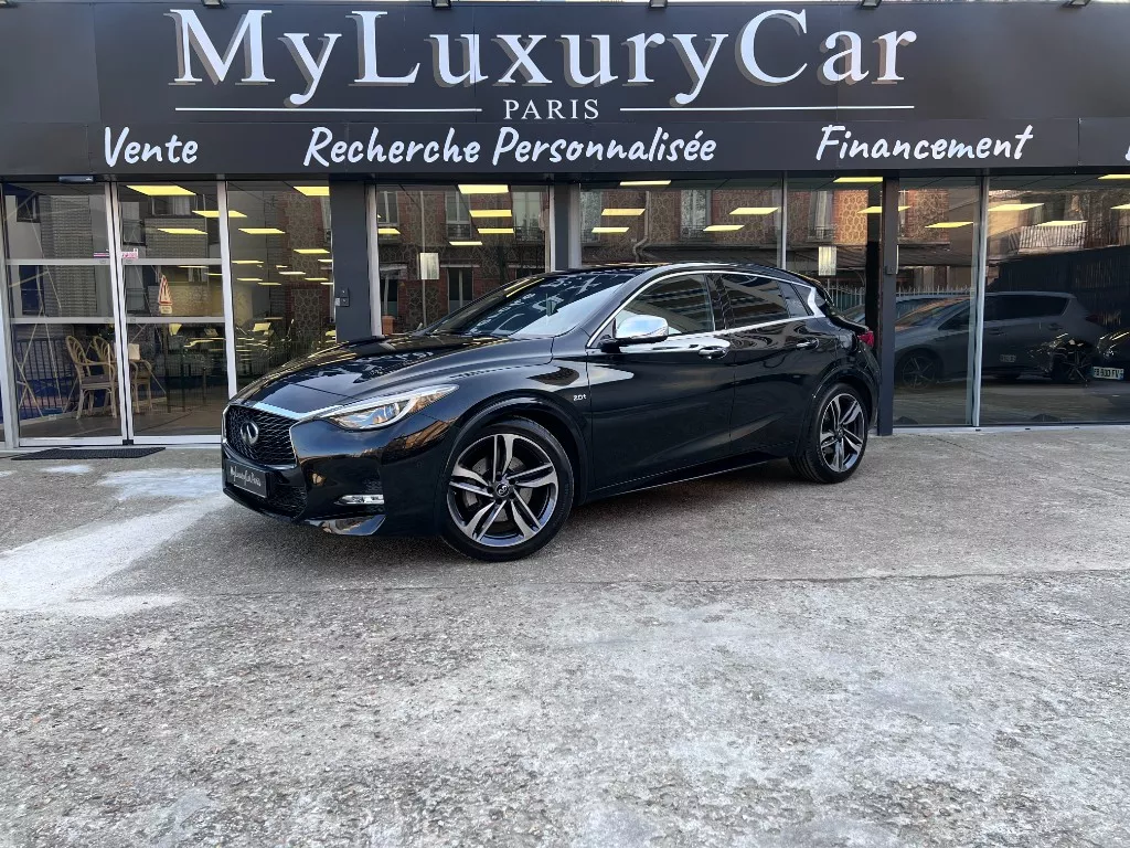 Photo de INFINITI Q30