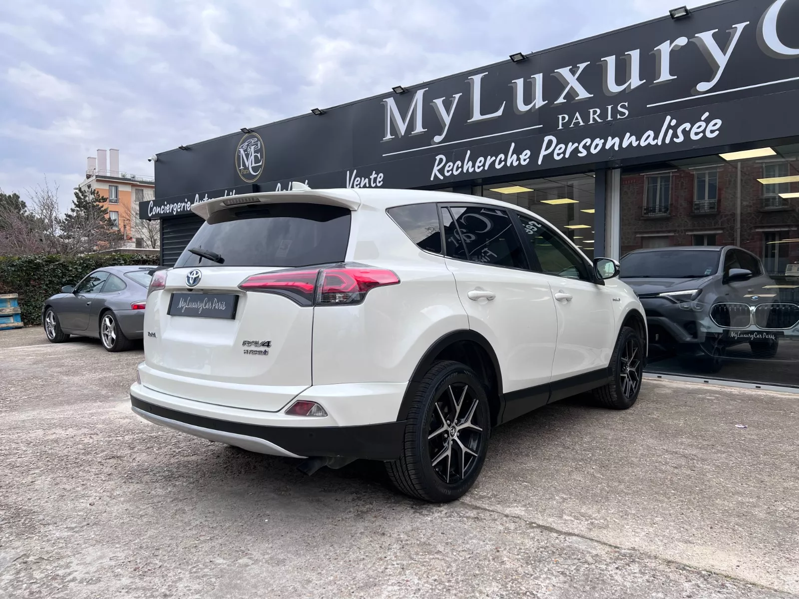 Photo de TOYOTA RAV4