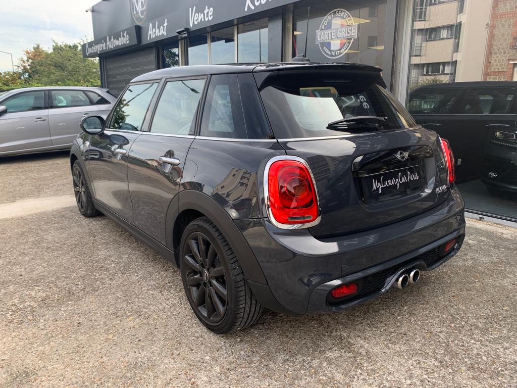 Photo de MINI HATCH 5 PORTES F55 LCI