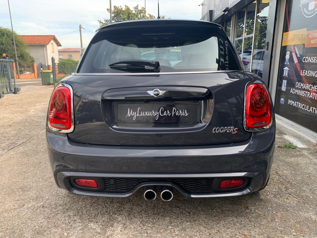 Photo de MINI HATCH 5 PORTES F55 LCI