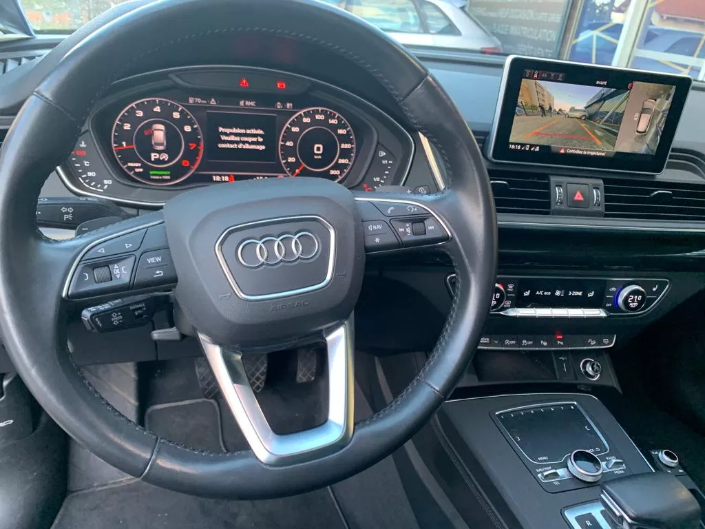 Photo de AUDI Q5