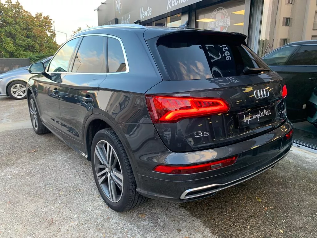 Photo de AUDI Q5