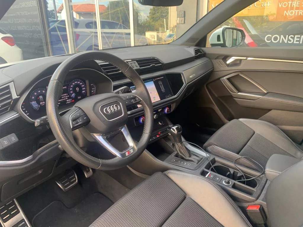 Photo de AUDI Q3