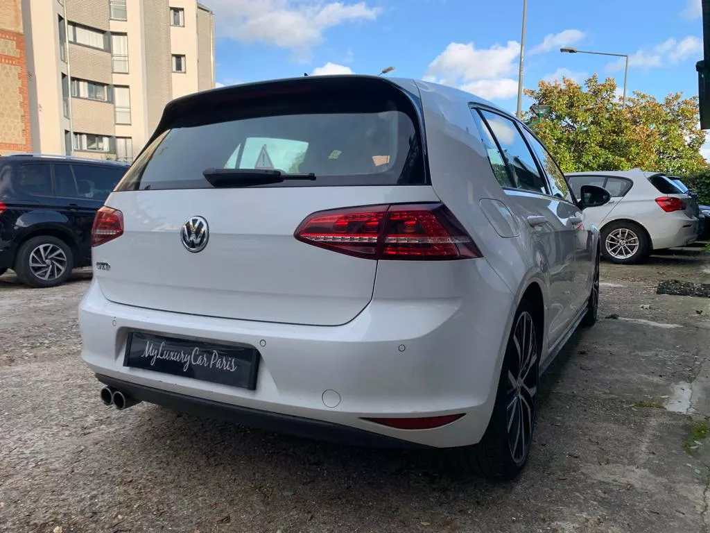 Photo de VOLKSWAGEN GOLF