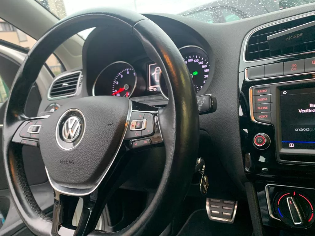 Photo de VOLKSWAGEN POLO