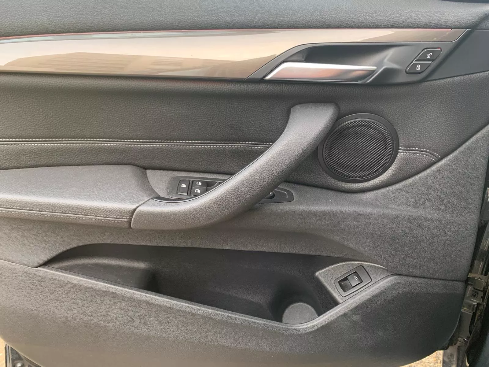 Photo de BMW X1 F48 LCI