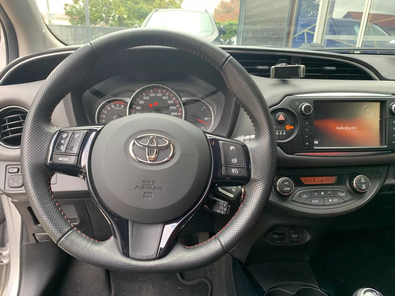 Photo de TOYOTA YARIS