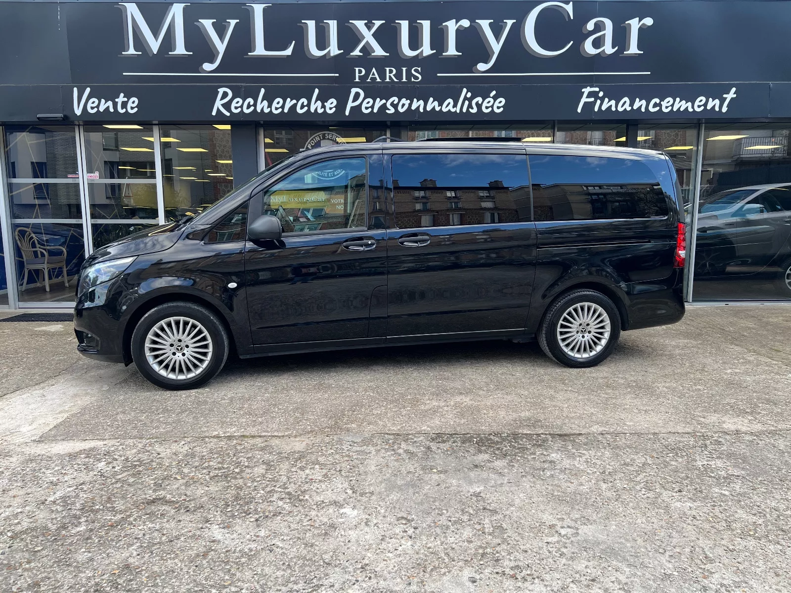 Photo de MERCEDES VITO