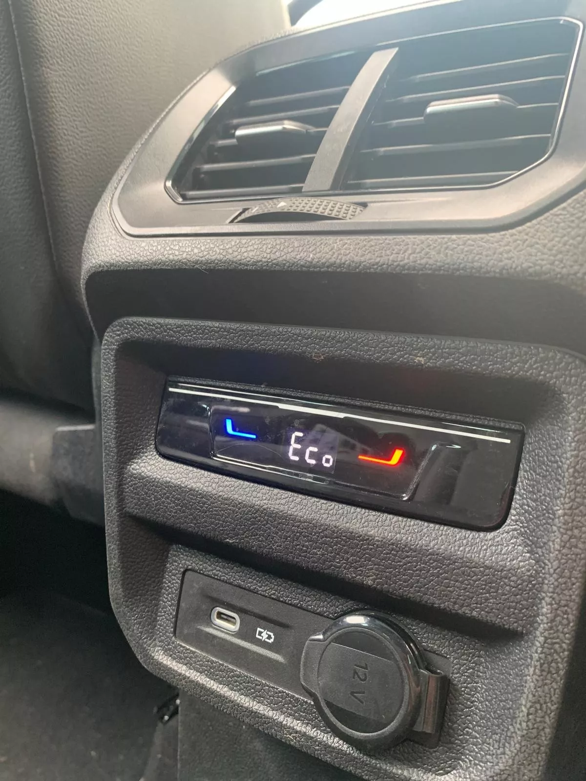 Photo de VOLKSWAGEN TIGUAN