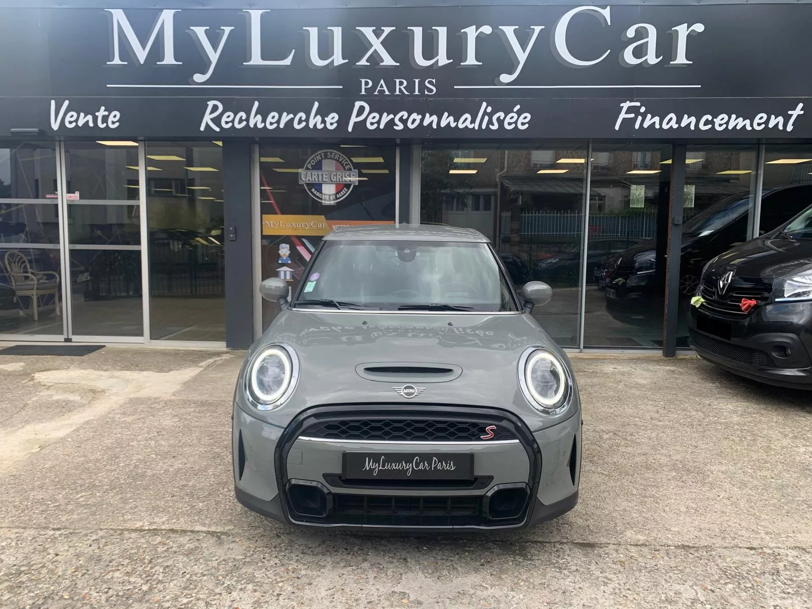 Photo de MINI HATCH 5 PORTES F55 LCI