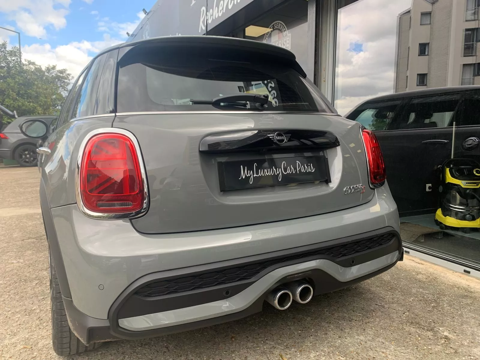 Photo de MINI HATCH 5 PORTES F55 LCI