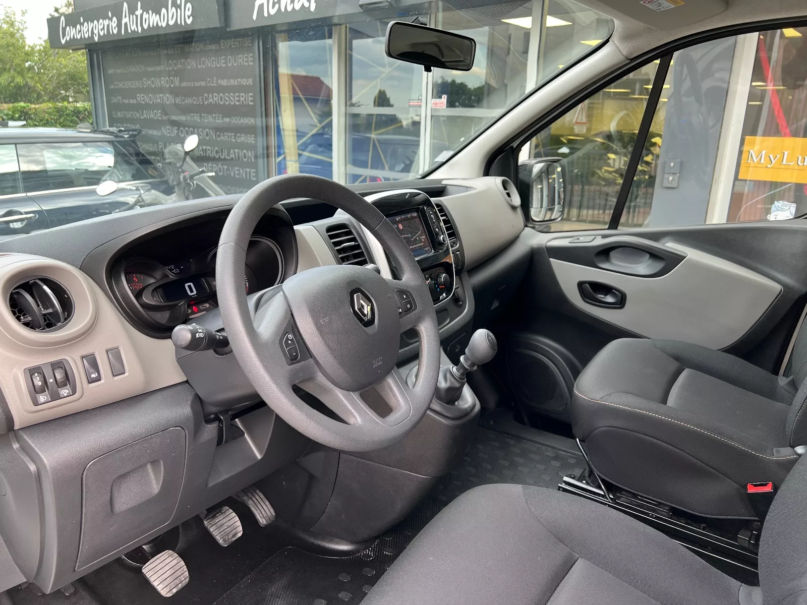 Photo de RENAULT TRAFIC