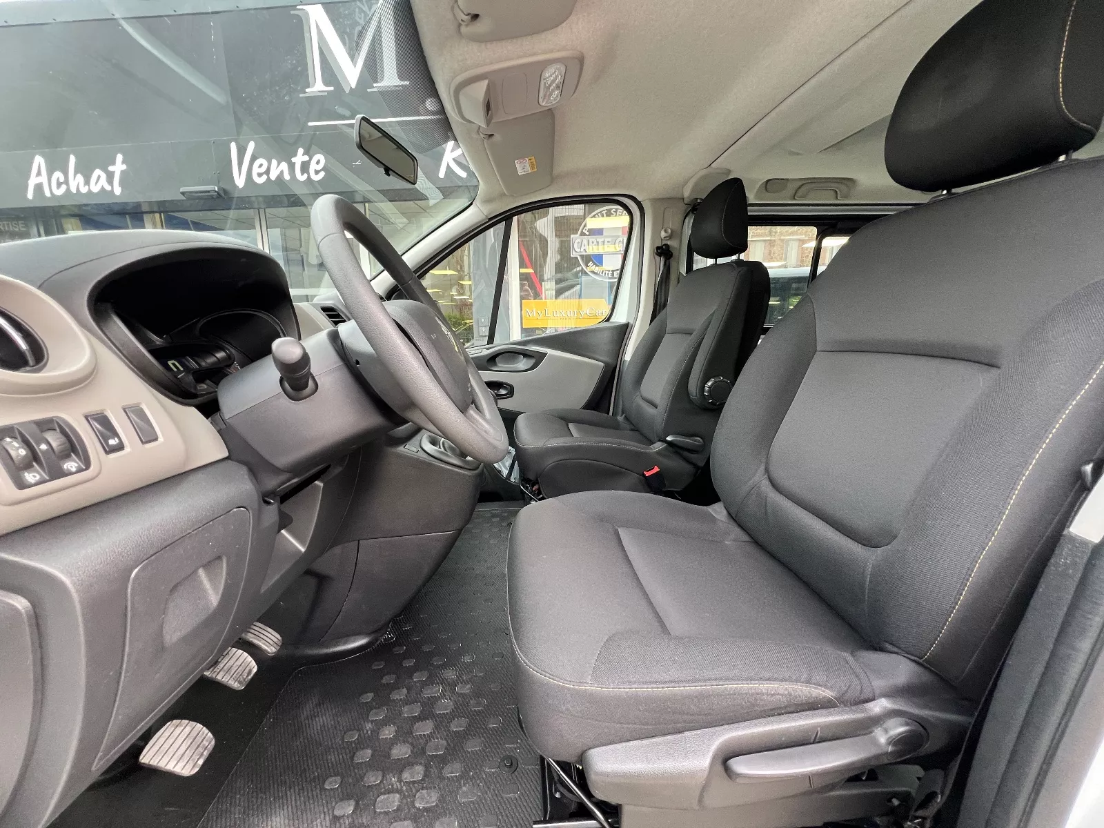 Photo de RENAULT TRAFIC