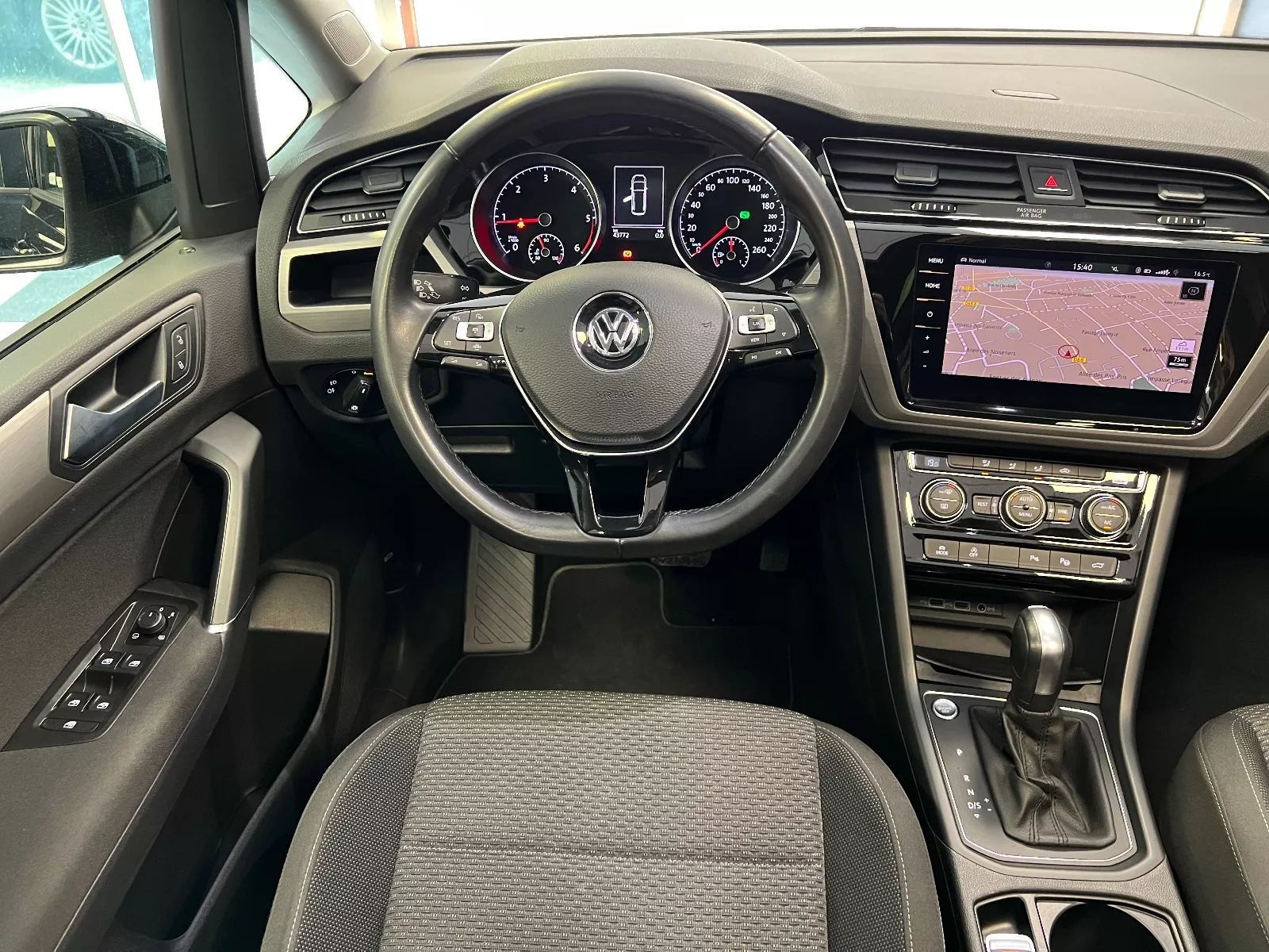 Photo de VOLKSWAGEN TOURAN