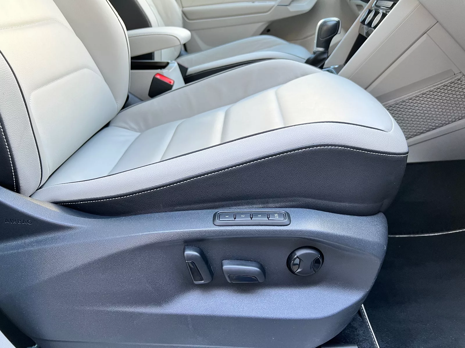 Photo de VOLKSWAGEN TIGUAN