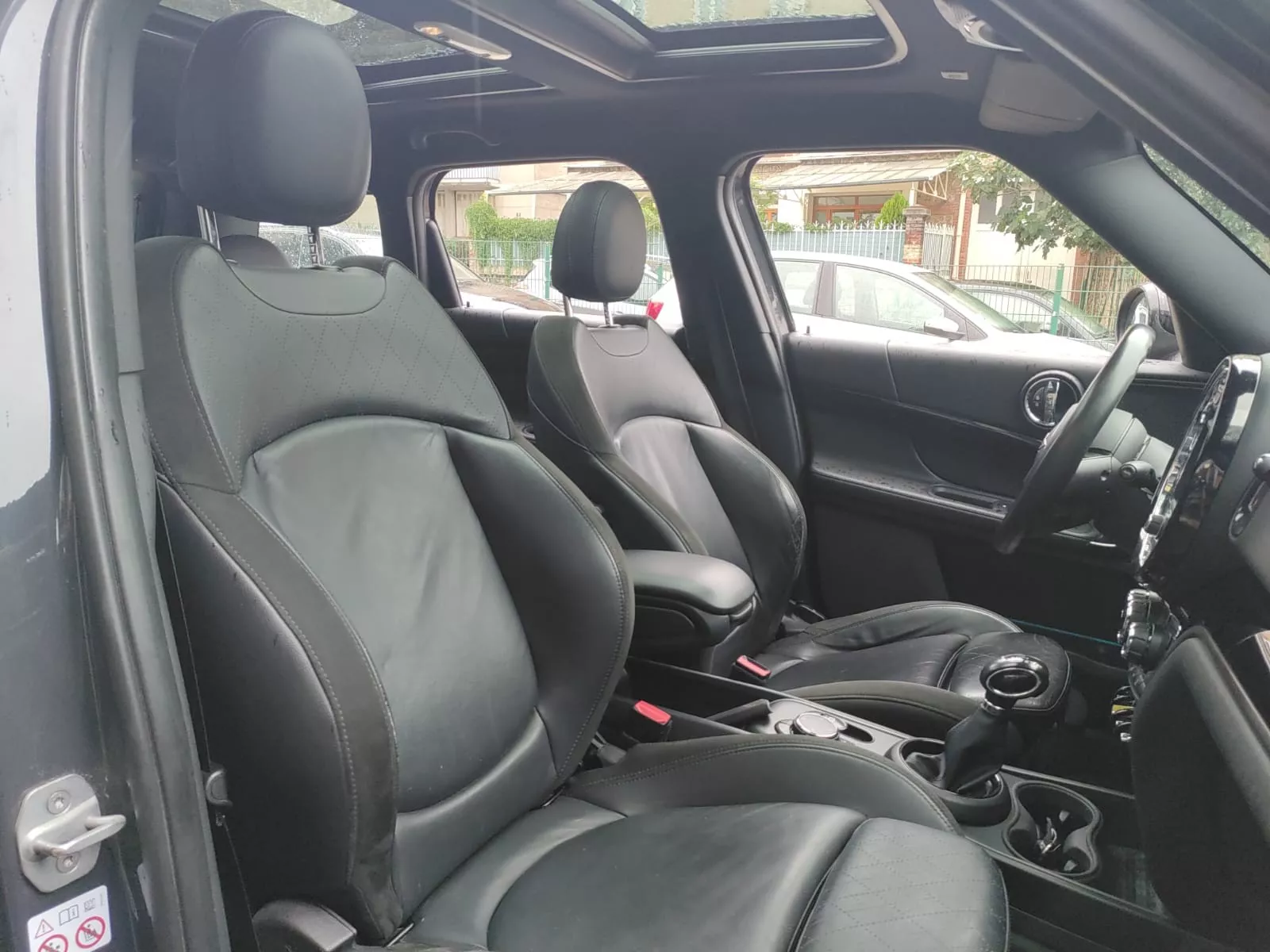 Photo de MINI COUNTRYMAN II (F60) COOPER SE ALL4 