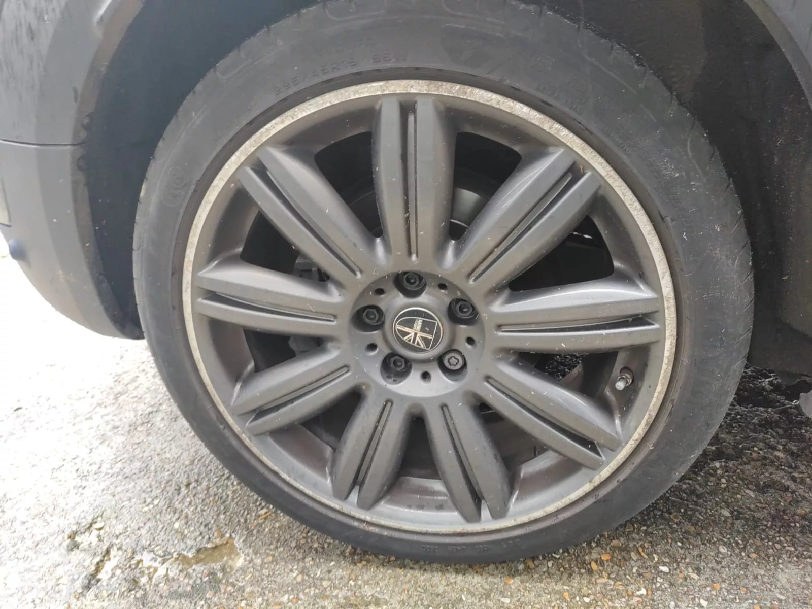 Photo de MINI COUNTRYMAN II (F60) COOPER SE ALL4 