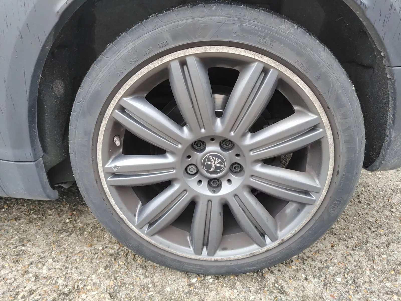 Photo de MINI COUNTRYMAN II (F60) COOPER SE ALL4 