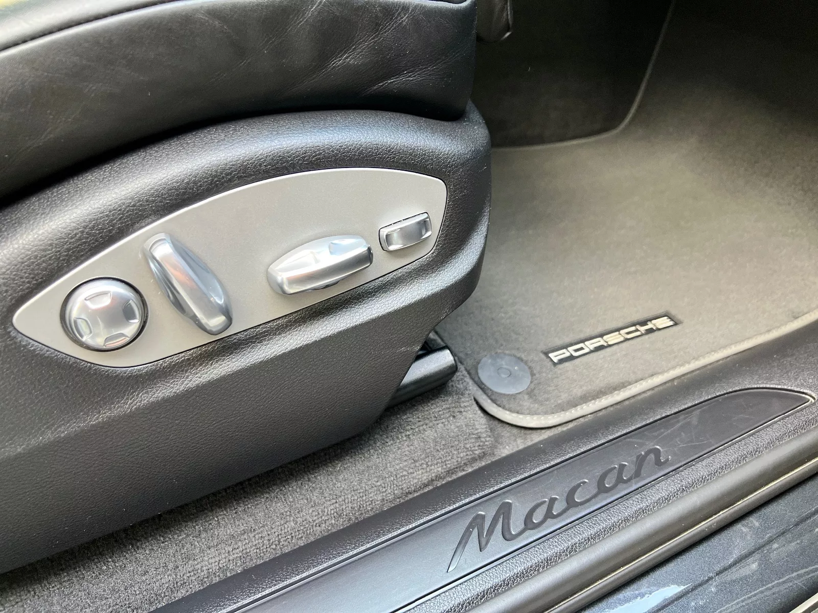 Photo de PORSCHE MACAN