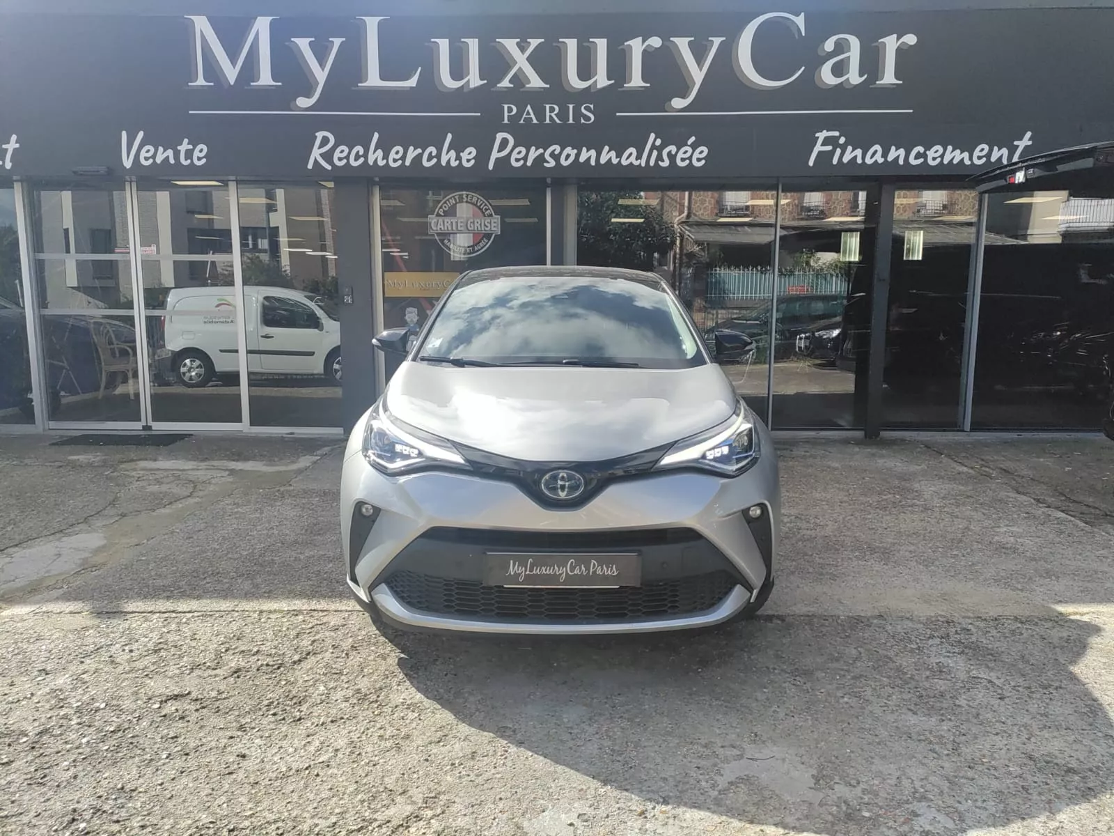 Photo de TOYOTA C-HR HYBRIDE MY22