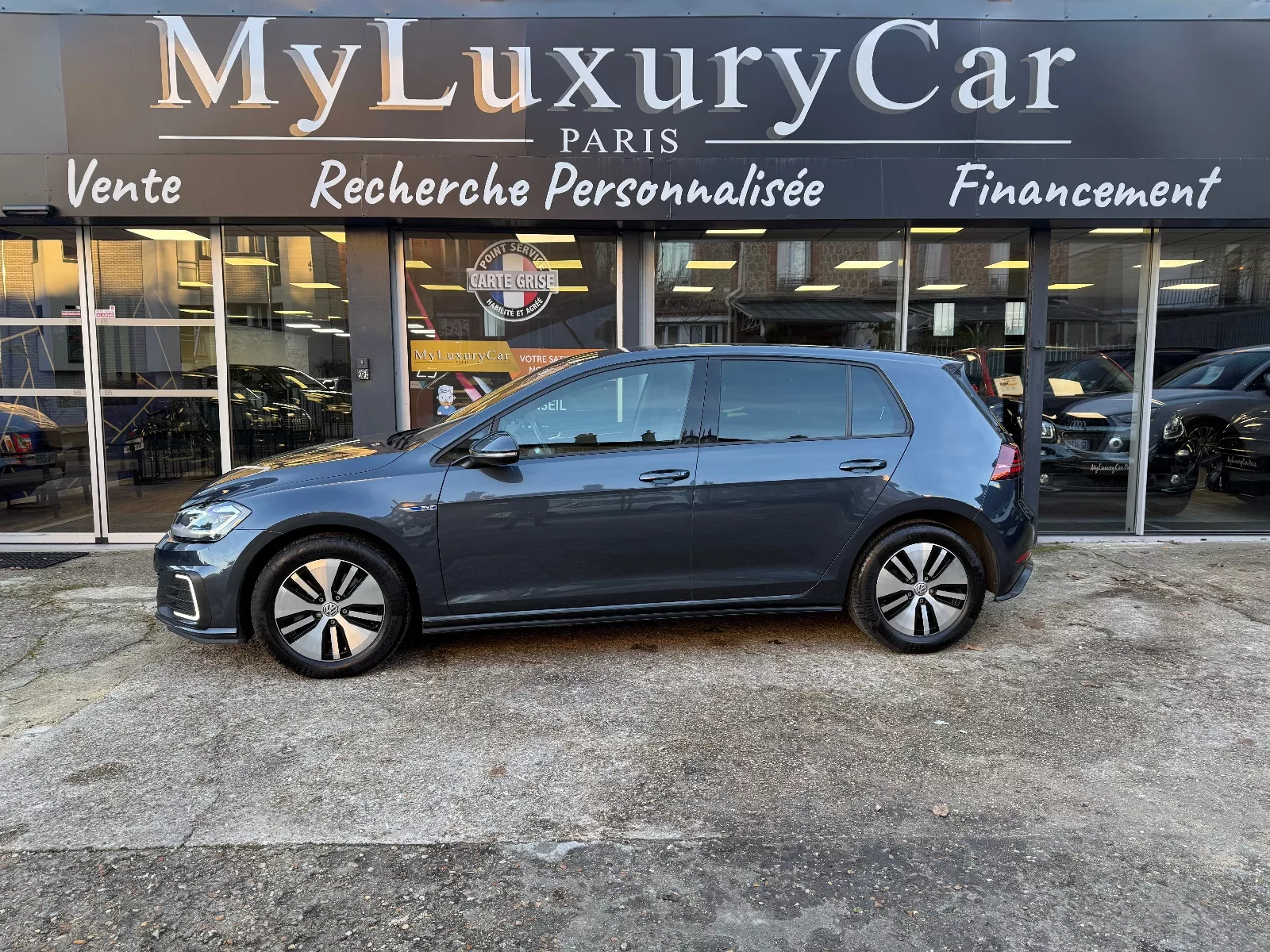 Photo de VOLKSWAGEN GOLF