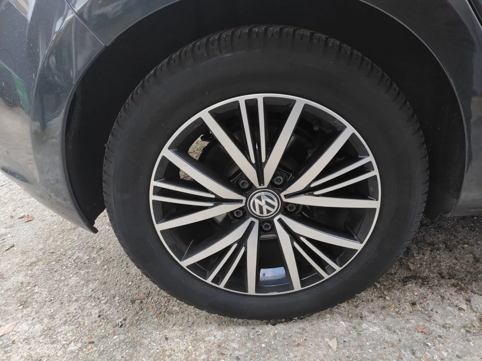 Photo de VOLKSWAGEN GOLF