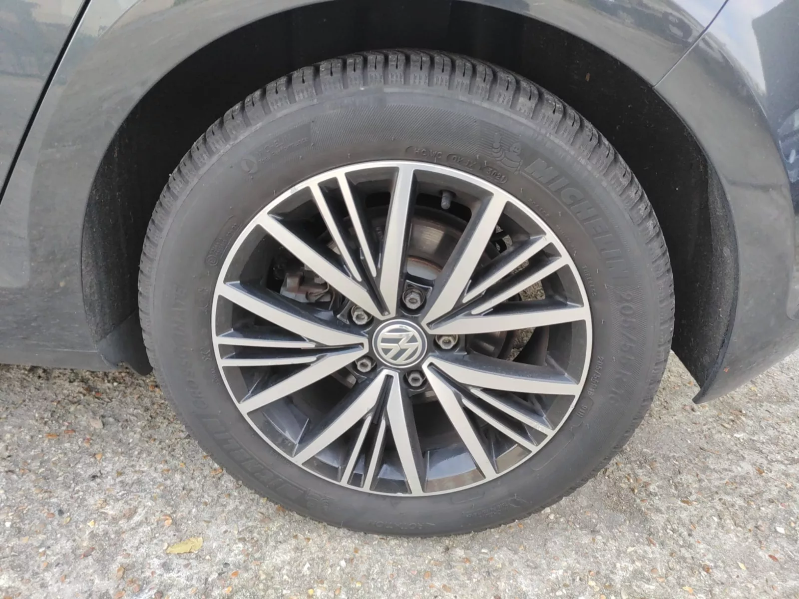 Photo de VOLKSWAGEN GOLF