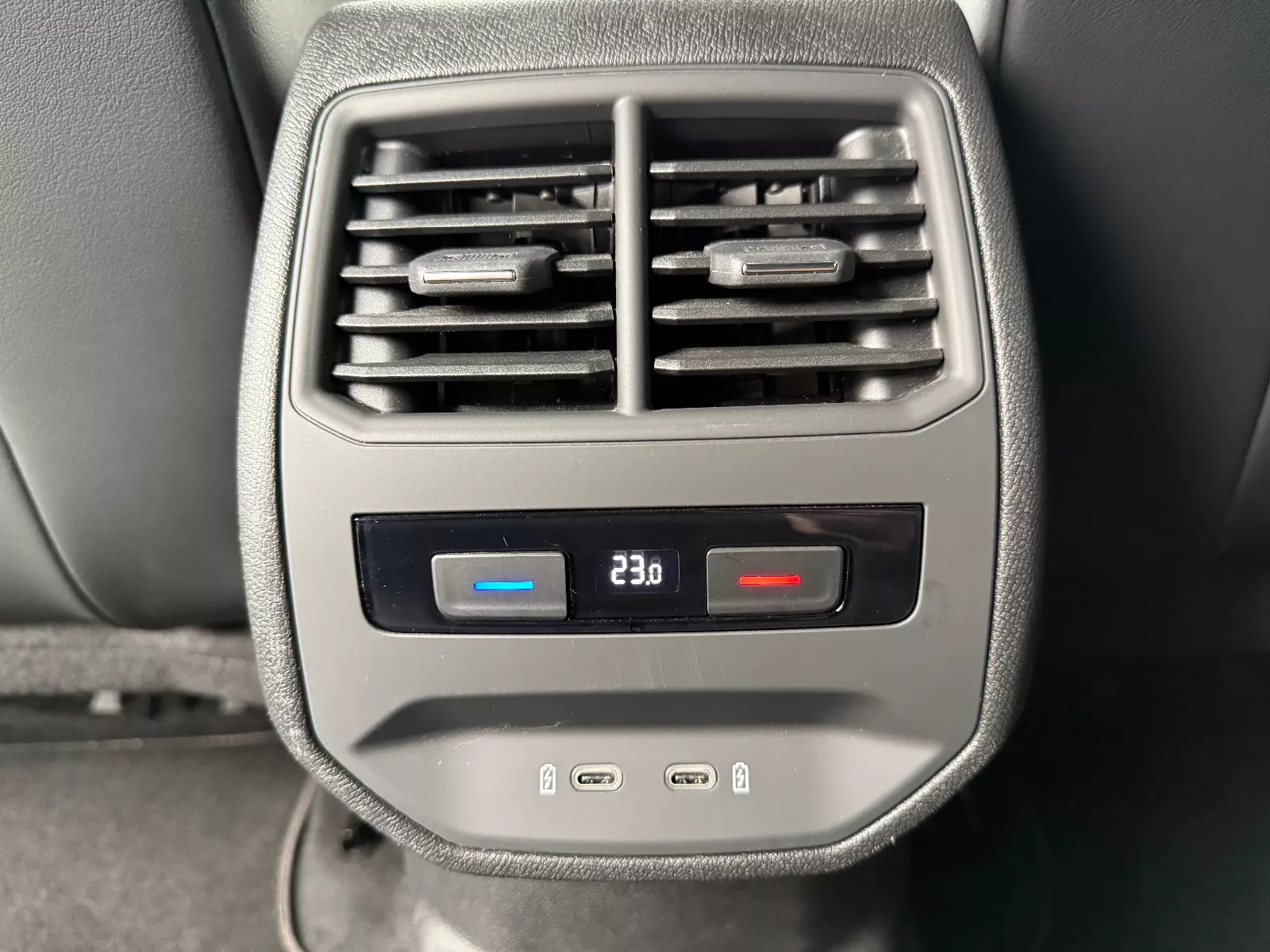 Photo de CUPRA FORMENTOR