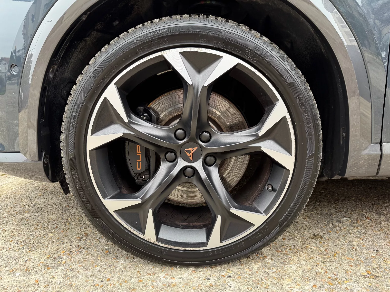 Photo de CUPRA FORMENTOR