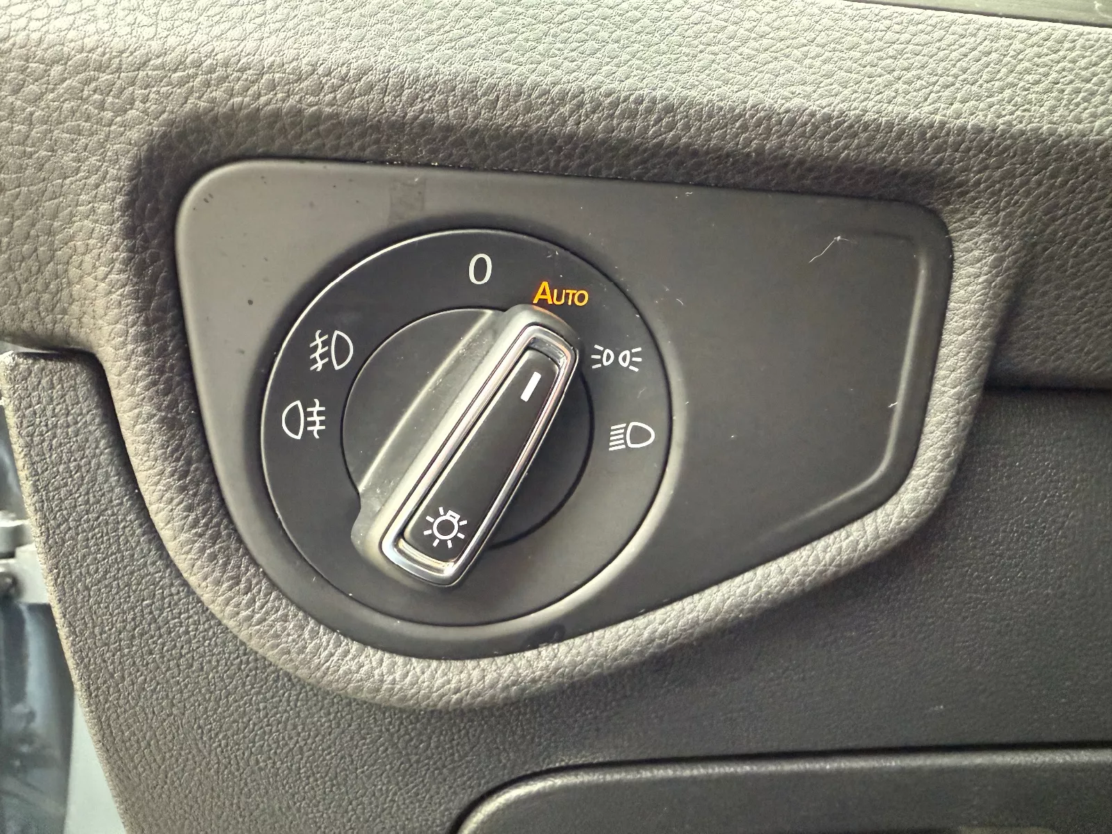 Photo de VOLKSWAGEN TOURAN