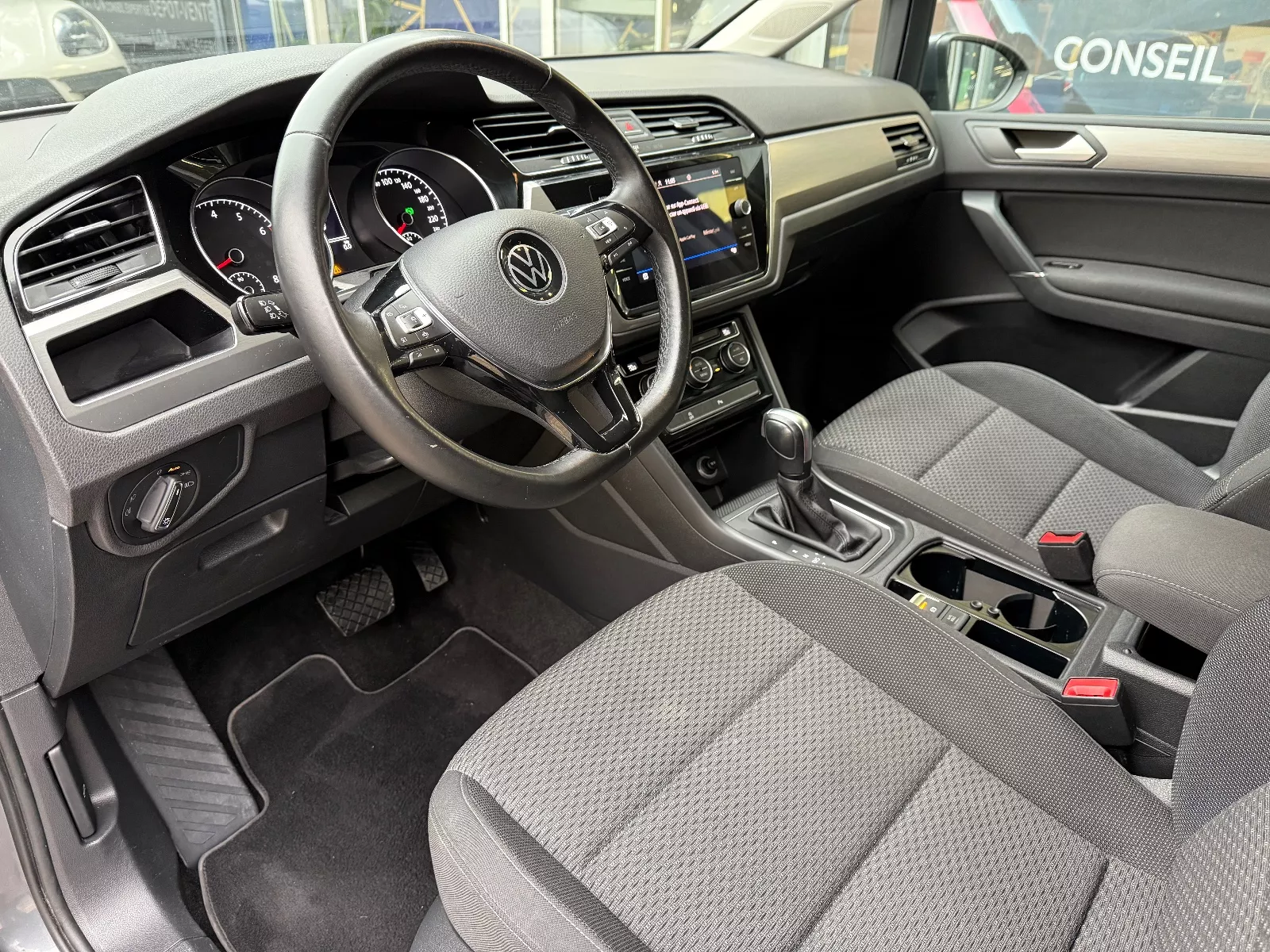 Photo de VOLKSWAGEN TOURAN