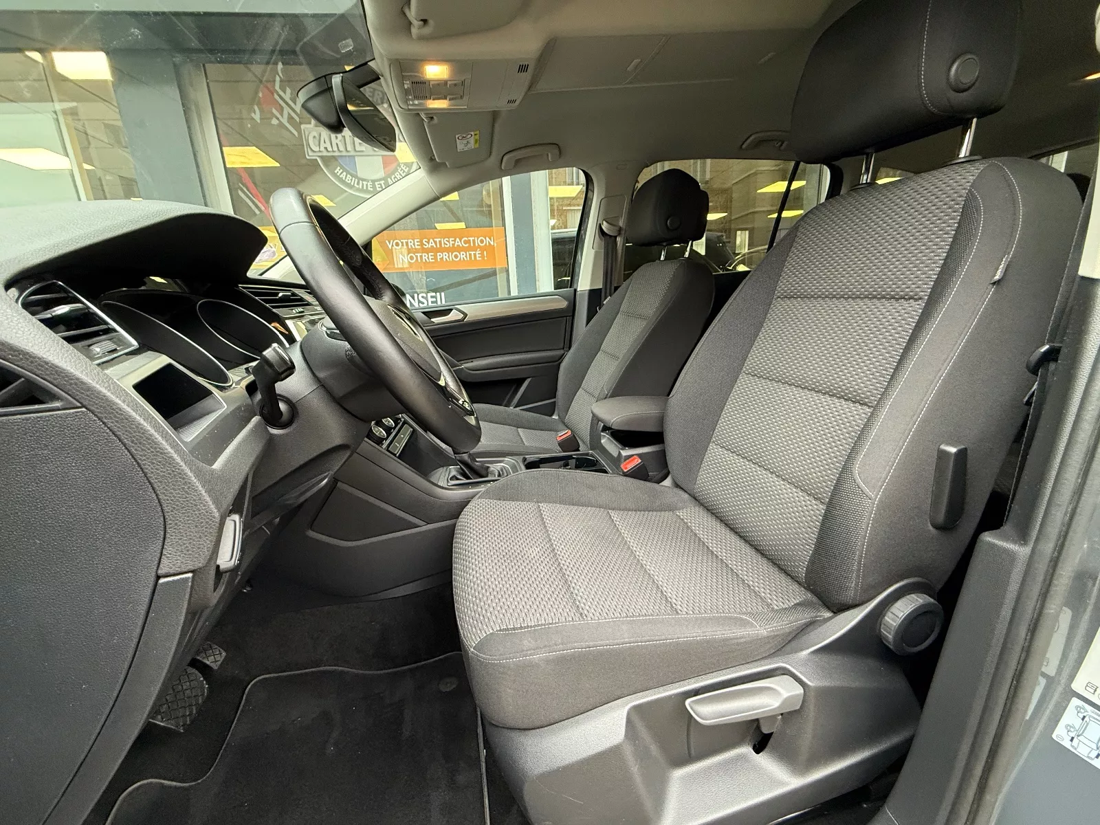 Photo de VOLKSWAGEN TOURAN