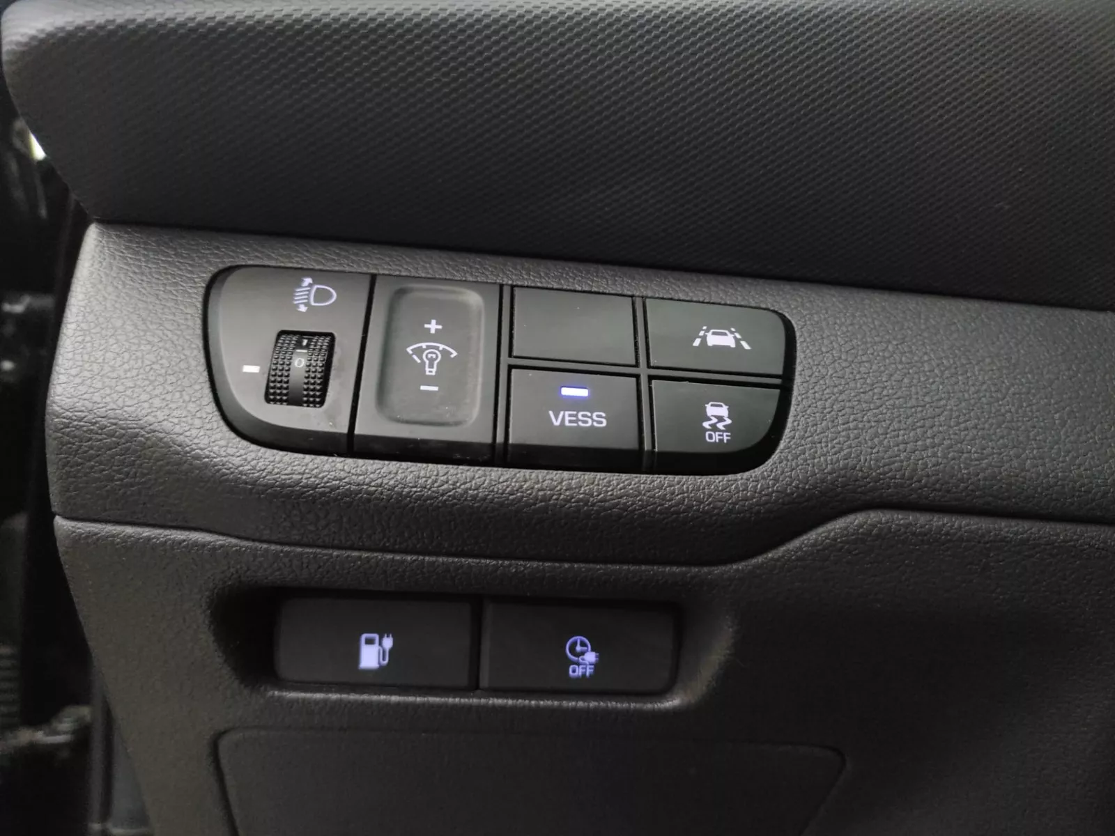 Photo de HYUNDAI IONIQ