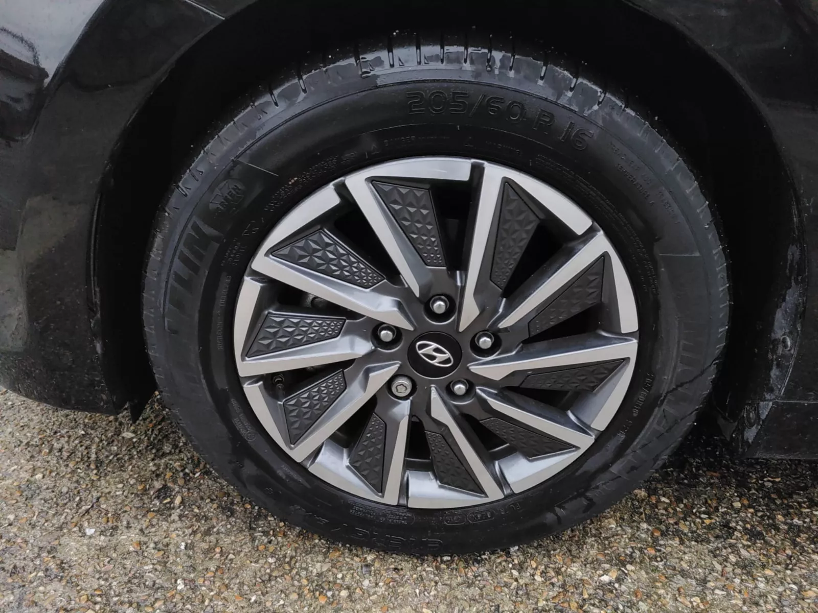 Photo de HYUNDAI IONIQ