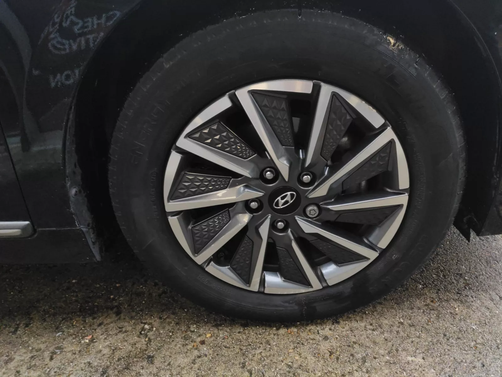 Photo de HYUNDAI IONIQ