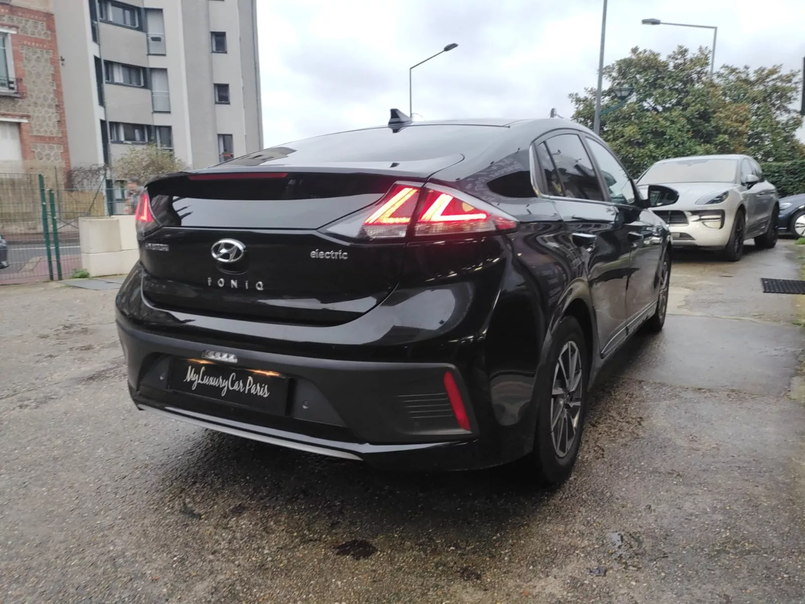 Photo de HYUNDAI IONIQ
