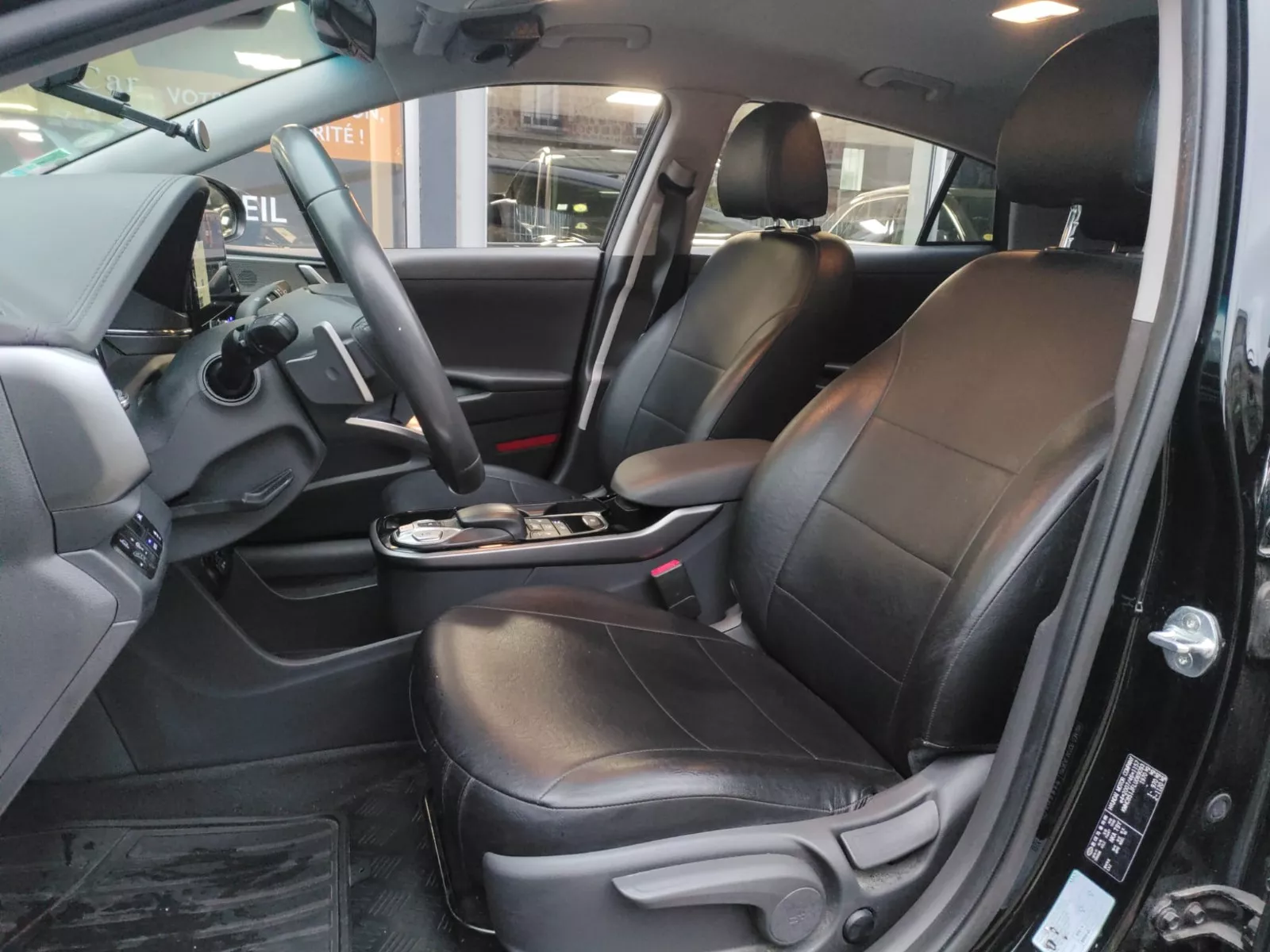 Photo de HYUNDAI IONIQ