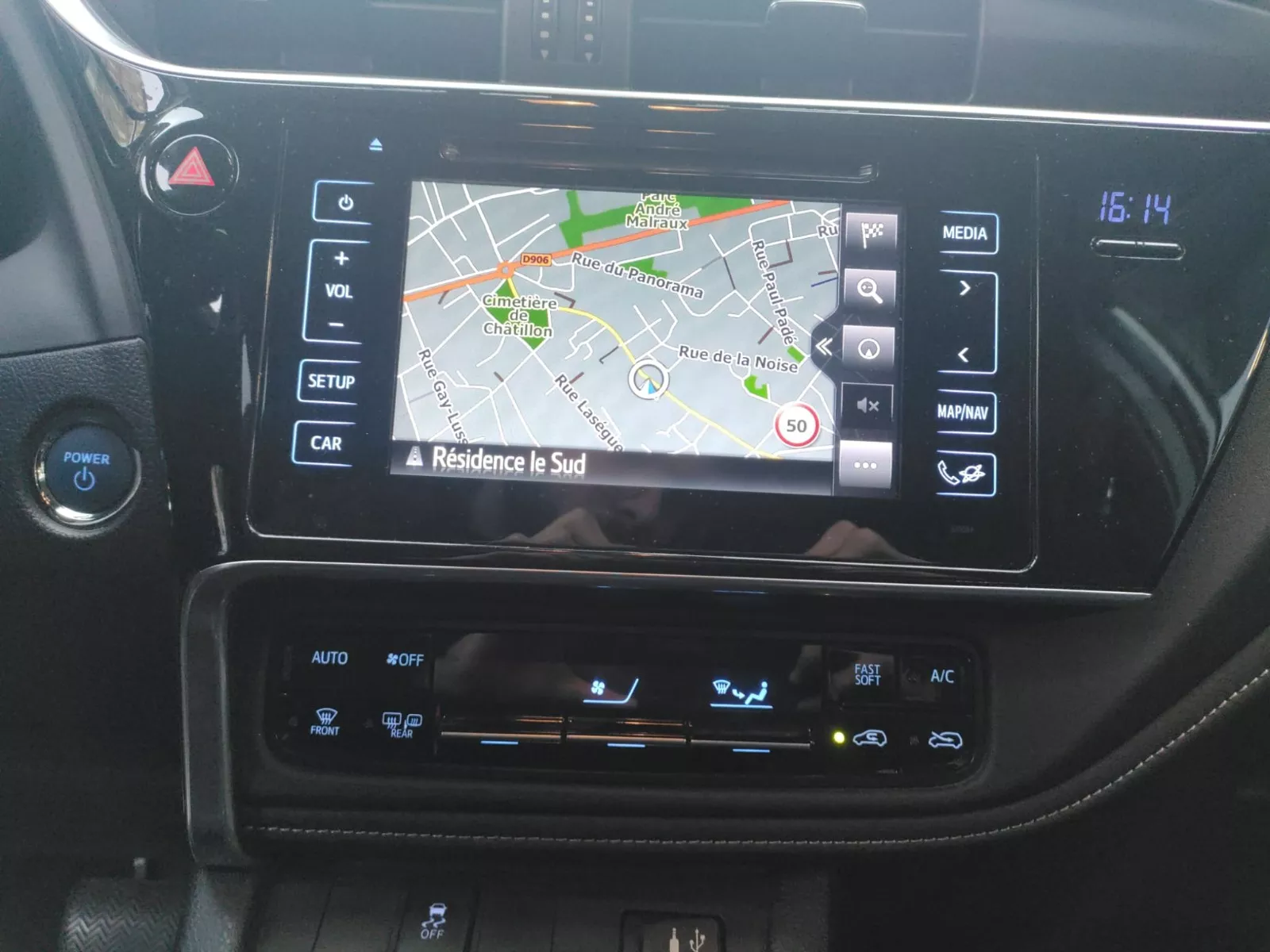 Photo de TOYOTA AURIS