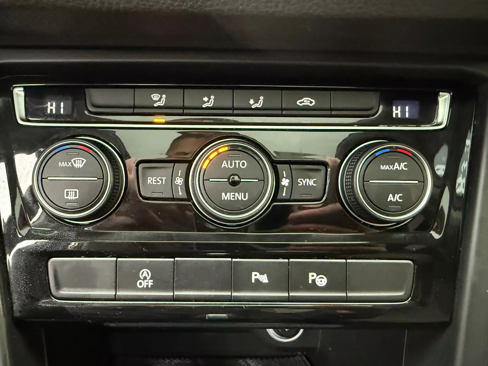 Photo de VOLKSWAGEN TOURAN