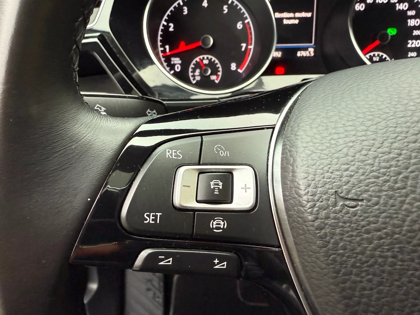 Photo de VOLKSWAGEN TOURAN