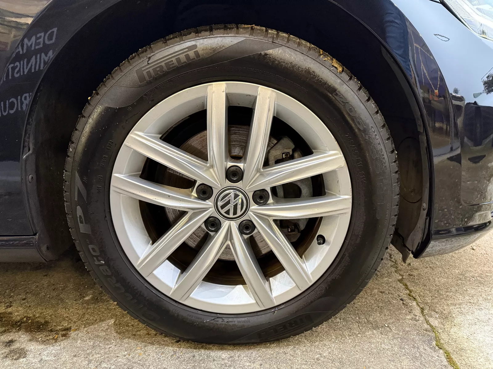 Photo de VOLKSWAGEN GOLF