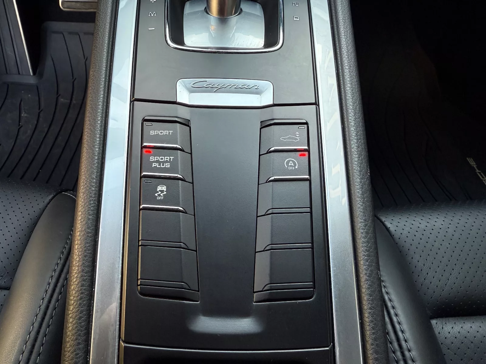 Photo de PORSCHE CAYMAN