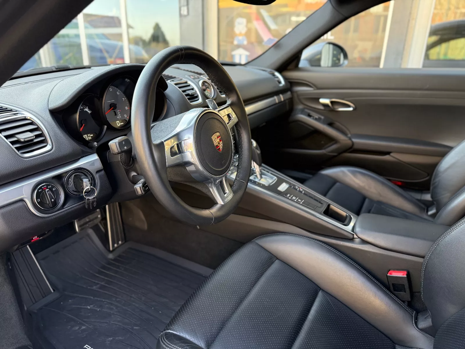 Photo de PORSCHE CAYMAN