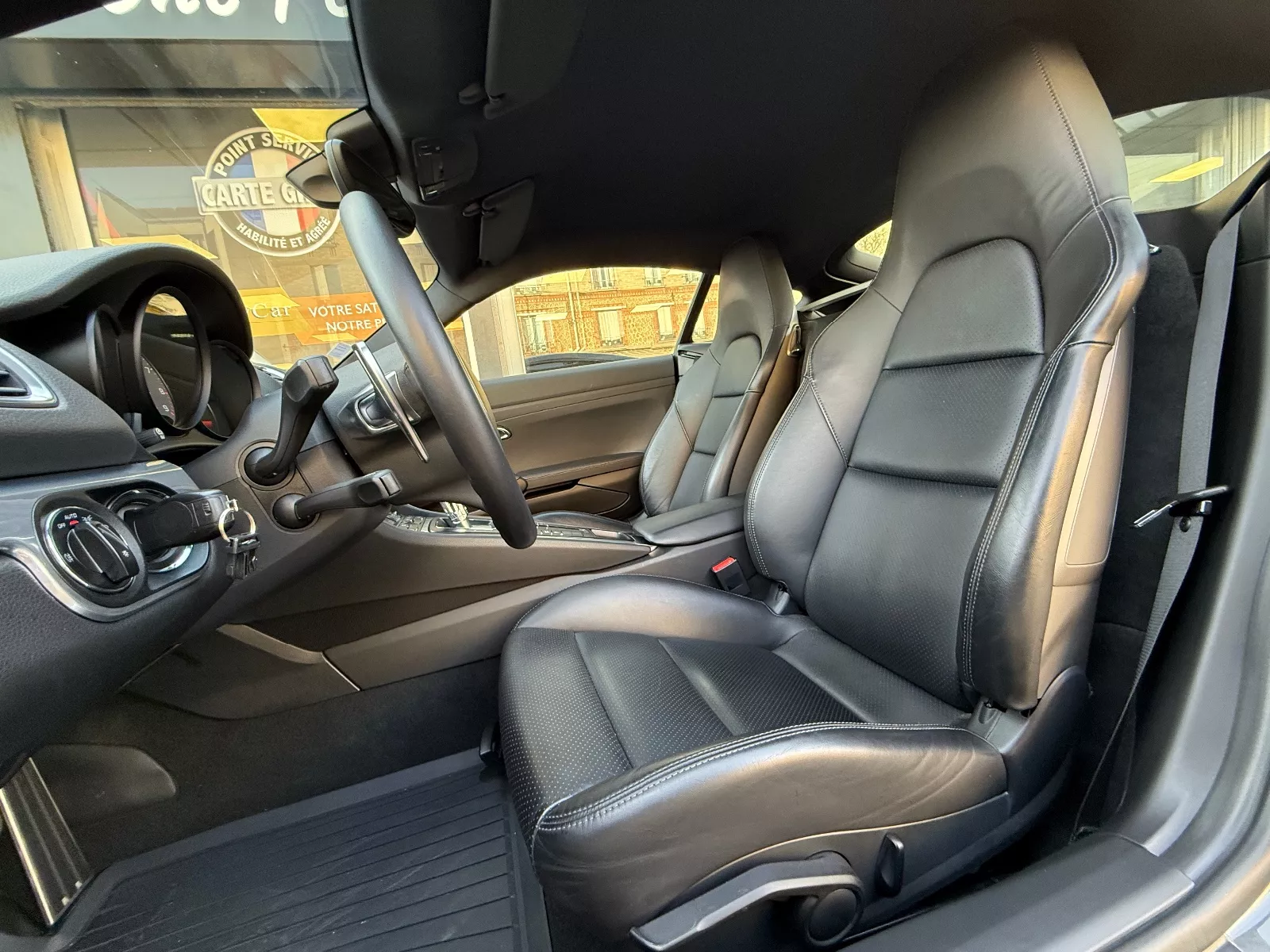 Photo de PORSCHE CAYMAN