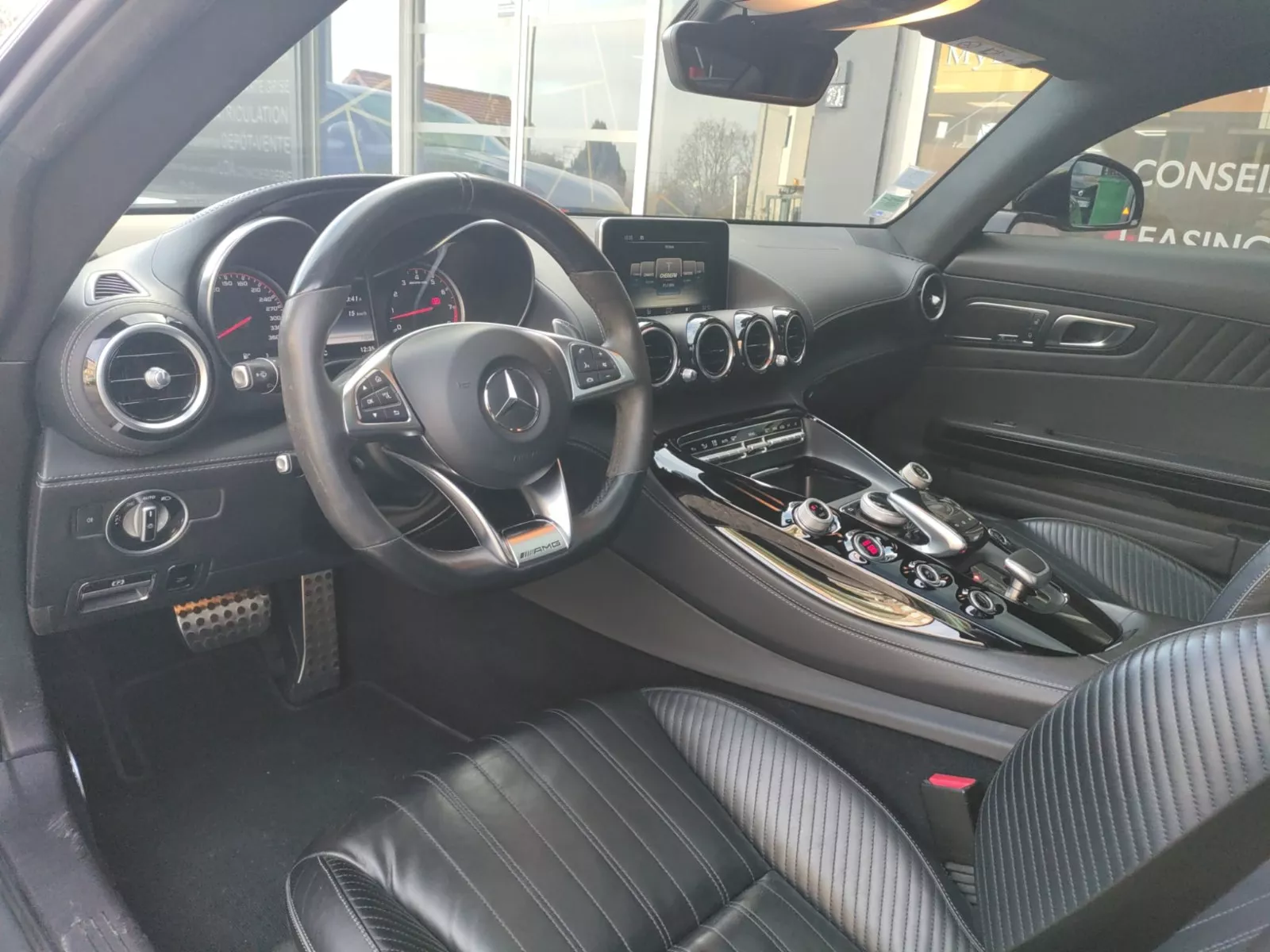 Photo de MERCEDES AMG GTS COUPÉ