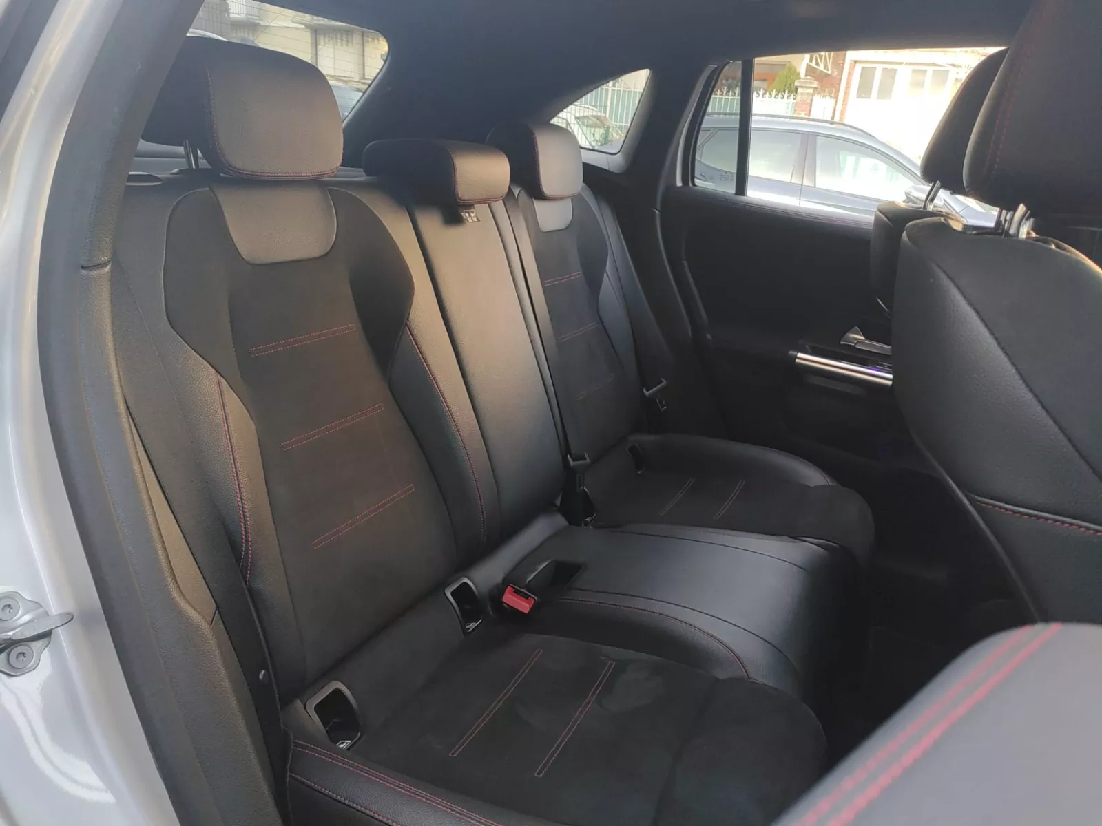 Photo de MERCEDES GLA