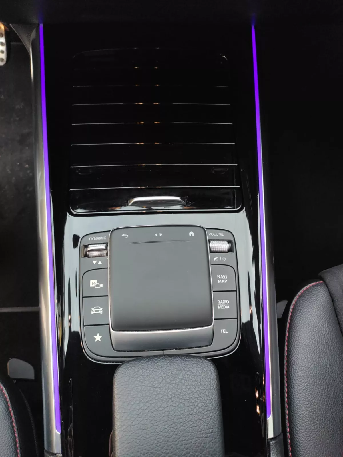 Photo de MERCEDES GLA