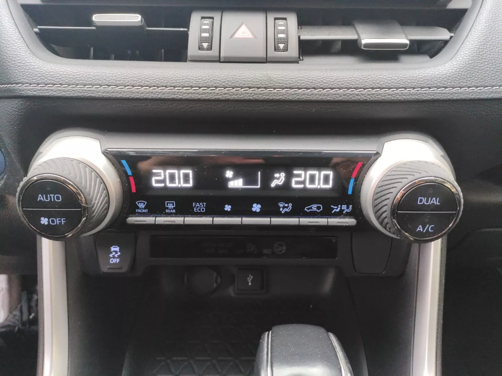 Photo de TOYOTA RAV4 HYBRIDE MY21