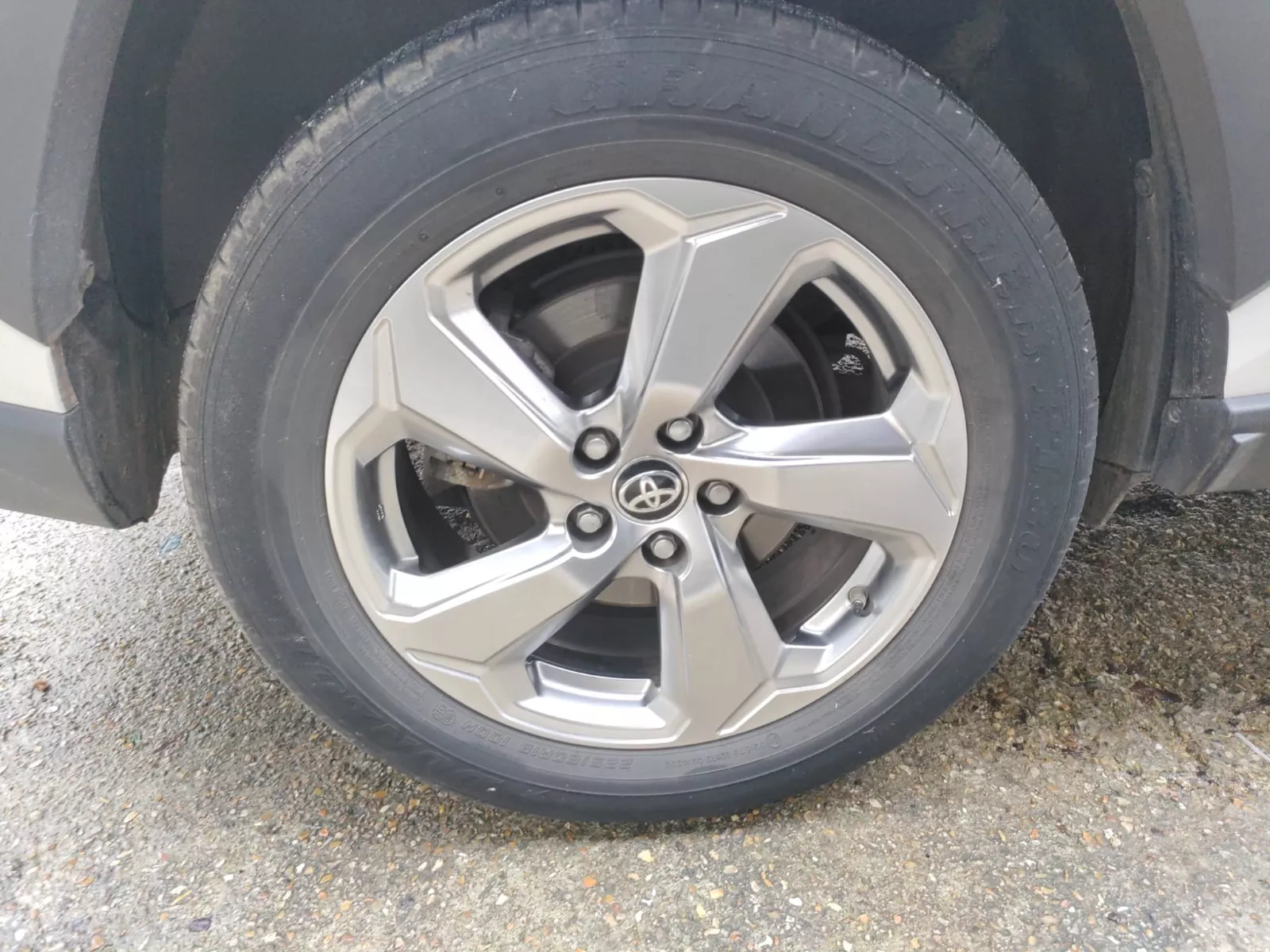 Photo de TOYOTA RAV4 HYBRIDE MY21