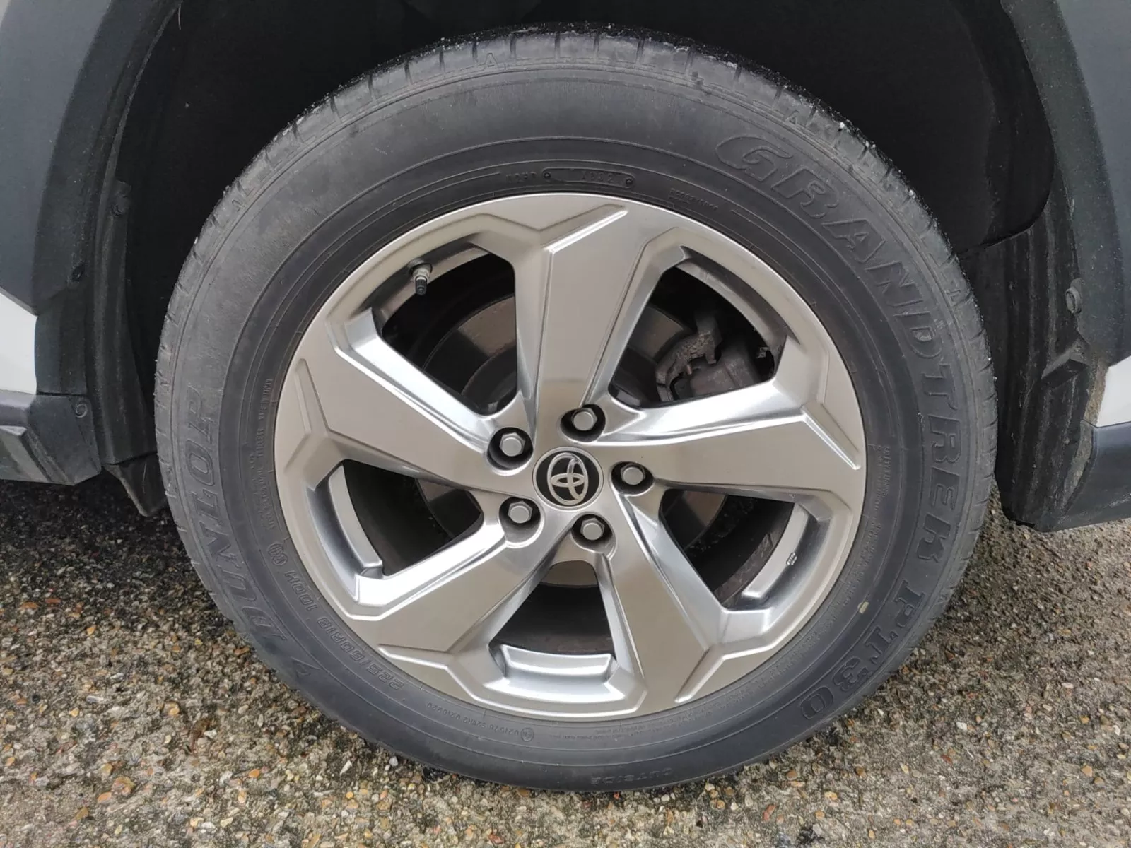 Photo de TOYOTA RAV4 HYBRIDE MY21